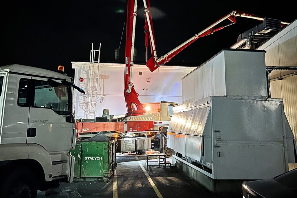 ACME_posadzki-betonowe_Karuzela_03